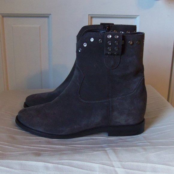Kanna Gray Suede Studded Ankle Boots sz 36 - Picture 4 of 13